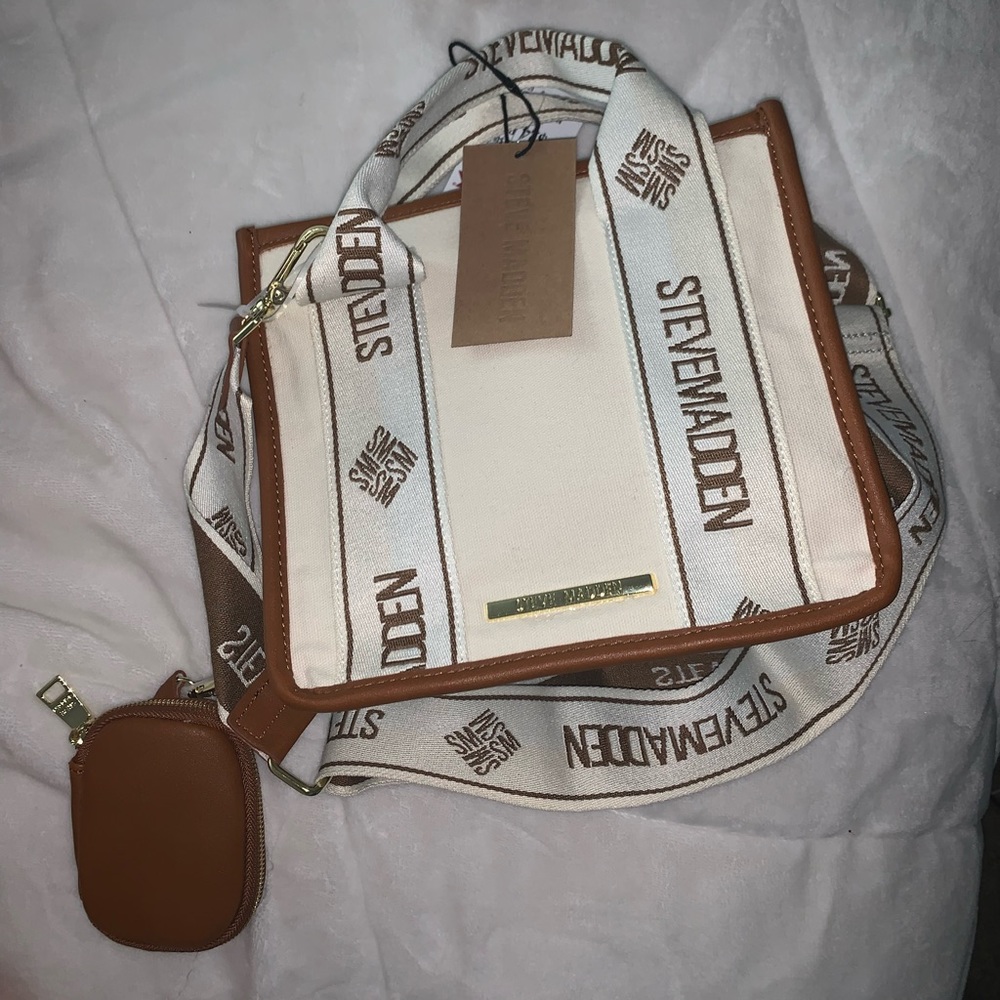 NWT Steve Madden BWEBBER Tote